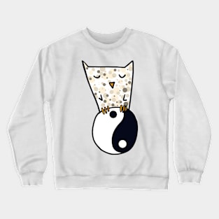 Yin and yang sign with owl Crewneck Sweatshirt